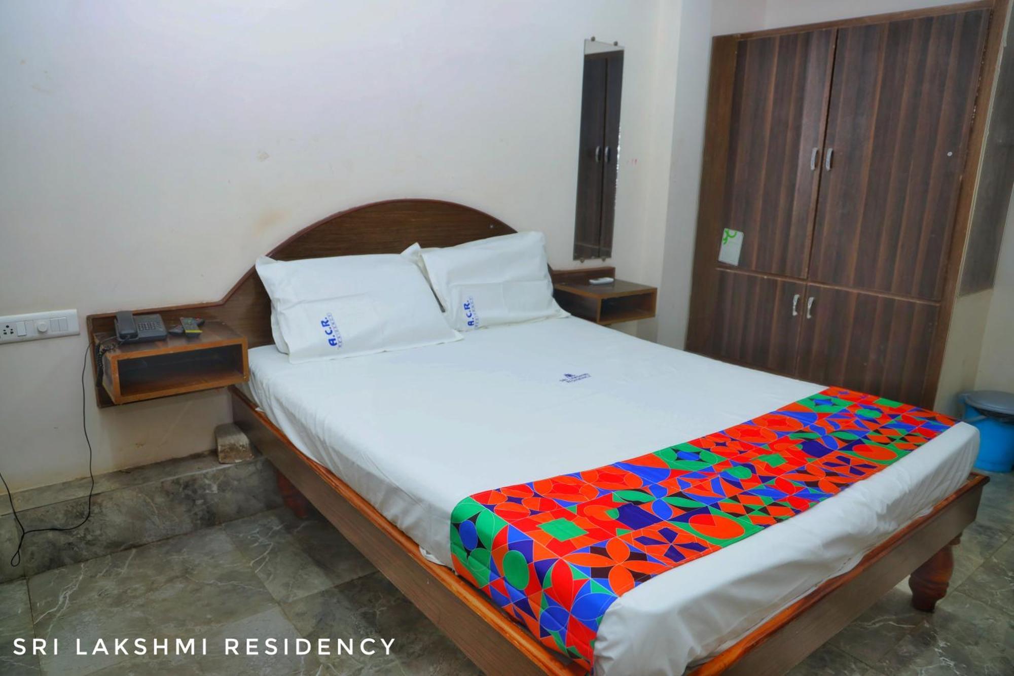Sri Lakshmi Residency Hotel Tirupati Exterior photo