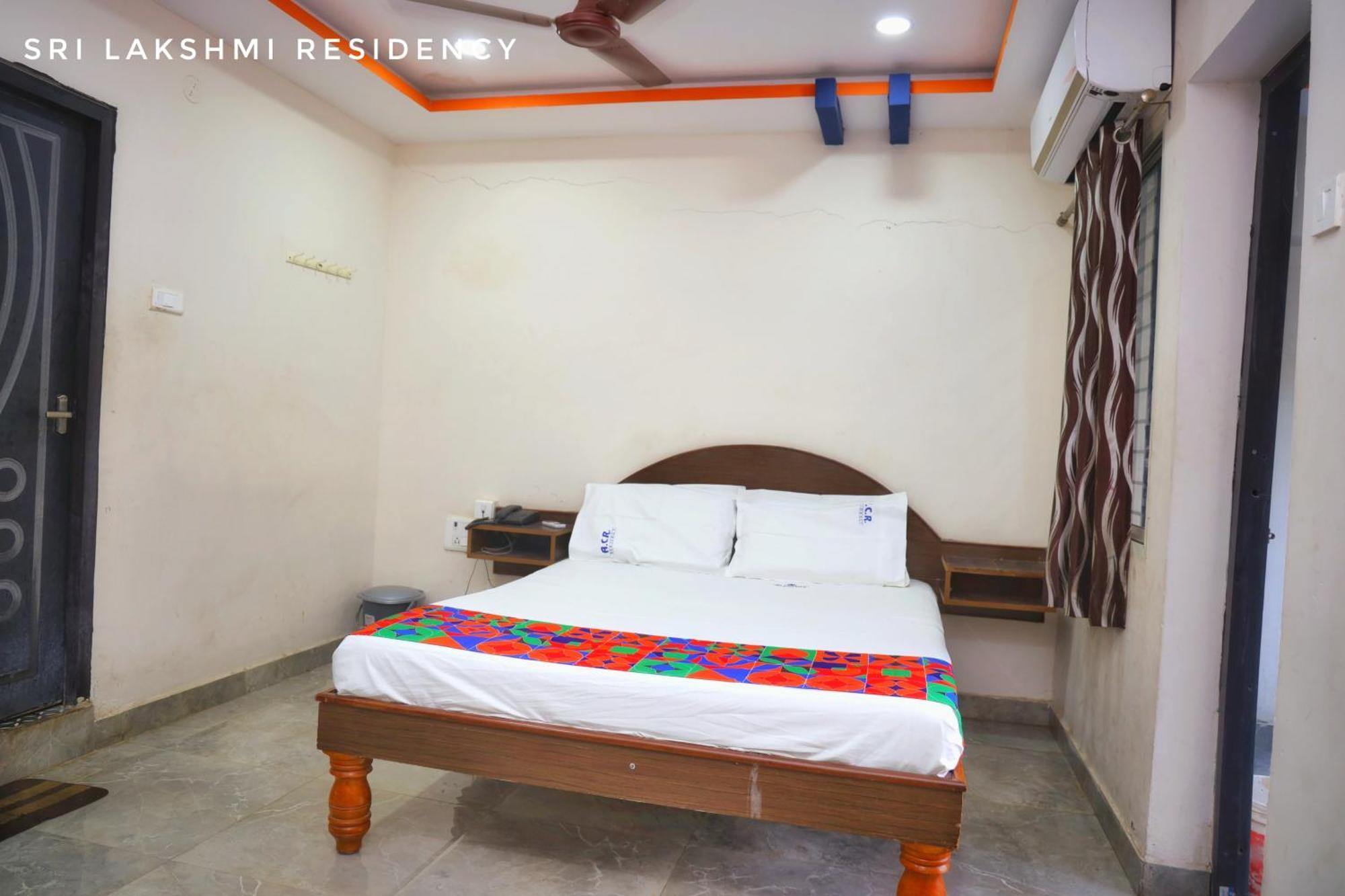 Sri Lakshmi Residency Hotel Tirupati Exterior photo